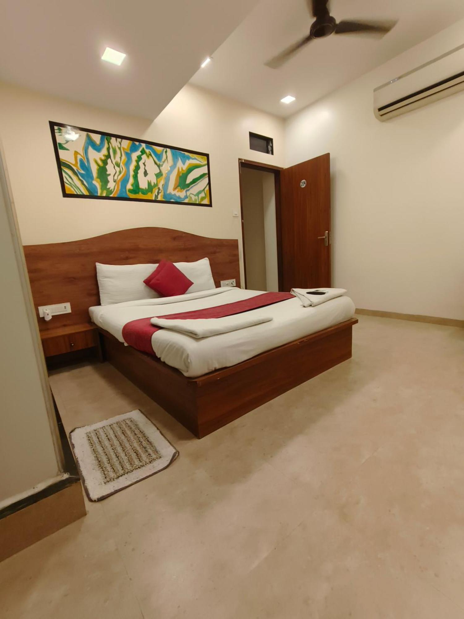 Hotel Beach Crown Juhu Mumbai Kültér fotó
