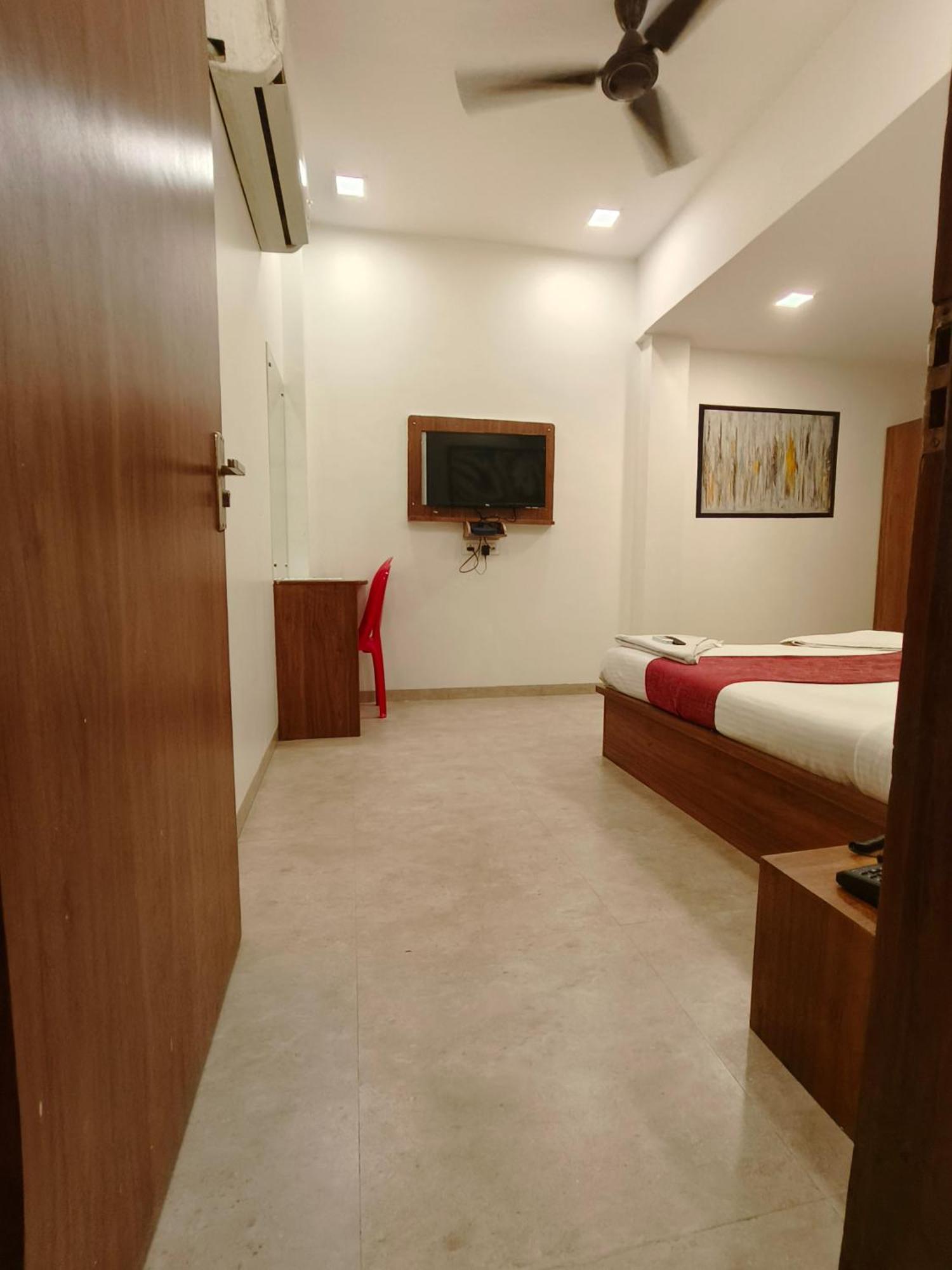 Hotel Beach Crown Juhu Mumbai Kültér fotó