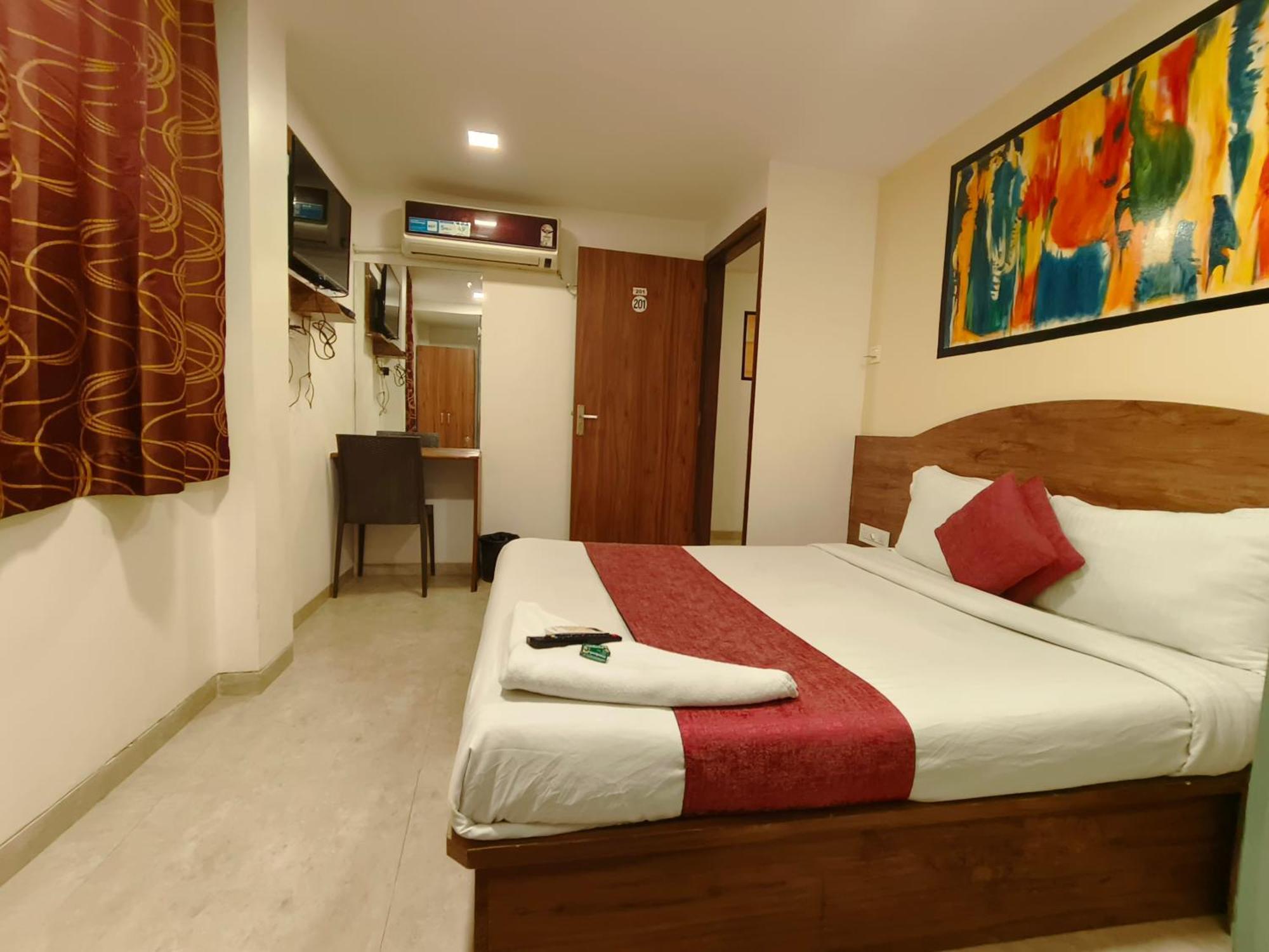 Hotel Beach Crown Juhu Mumbai Kültér fotó