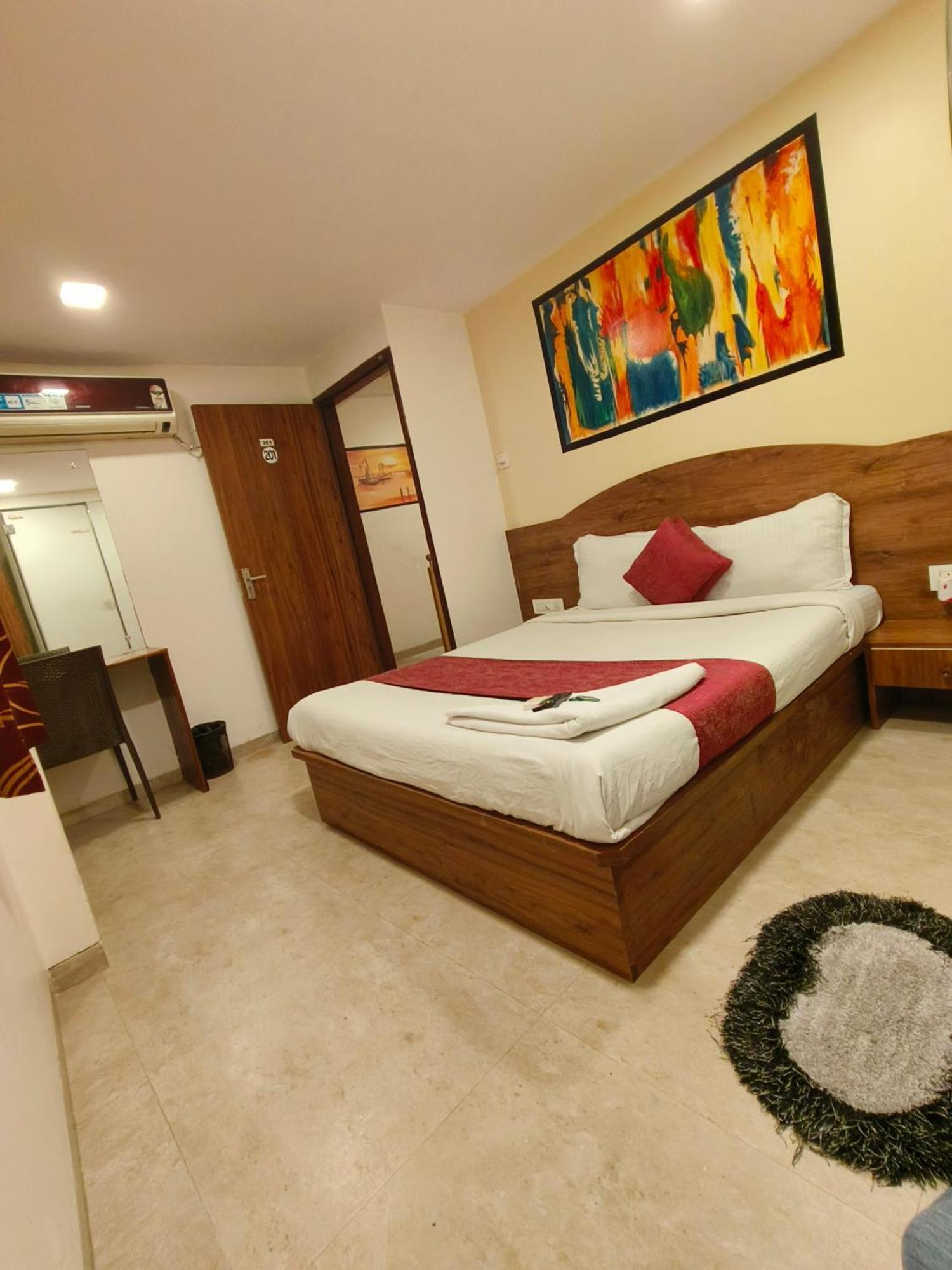 Hotel Beach Crown Juhu Mumbai Kültér fotó