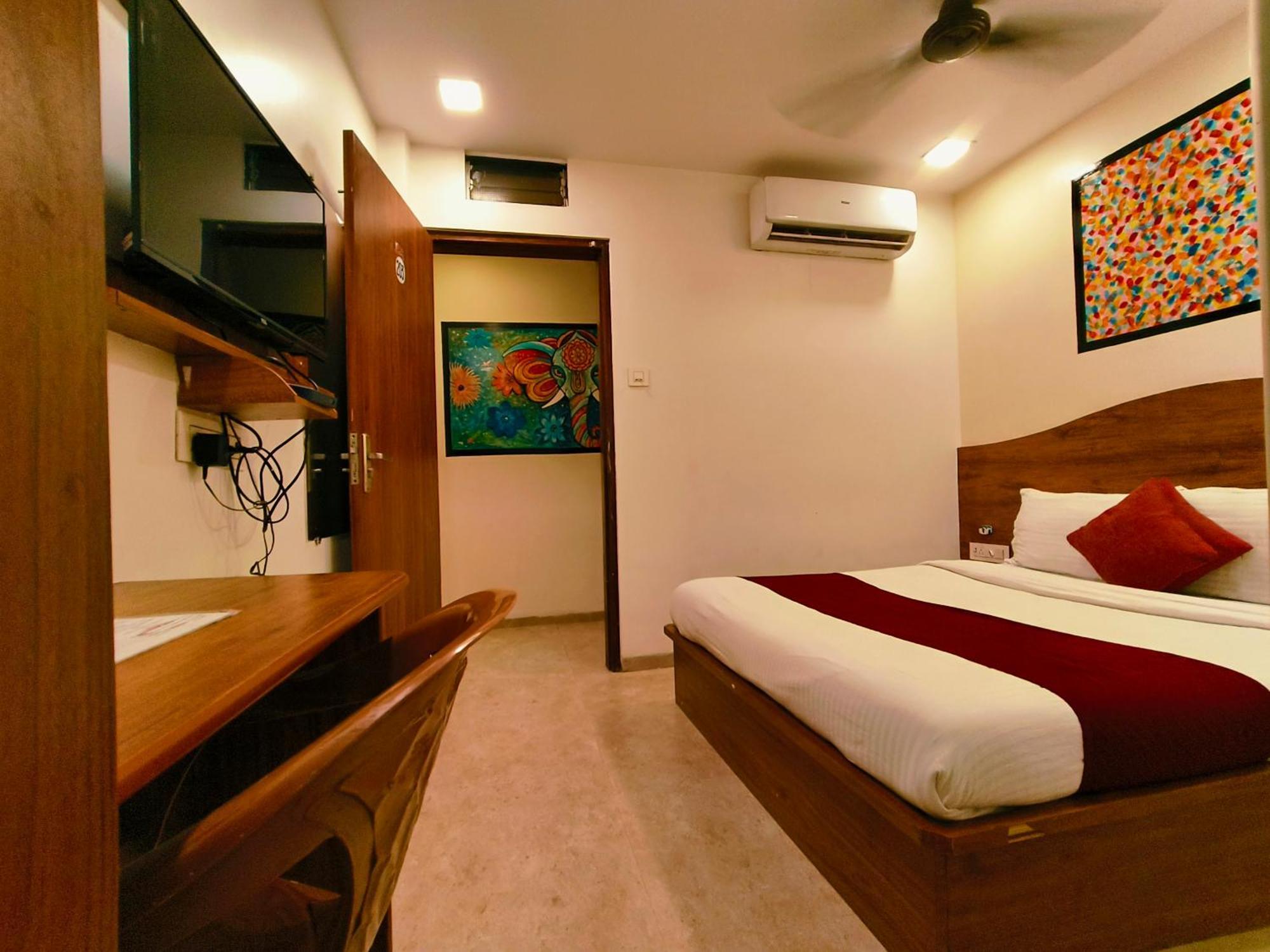 Hotel Beach Crown Juhu Mumbai Kültér fotó
